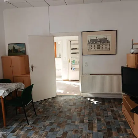 Lägenhet Familienappartement In Zentrum Schwerins