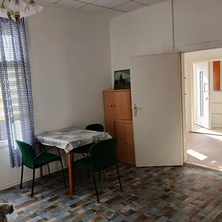 Familienappartement In Zentrum Schwerins