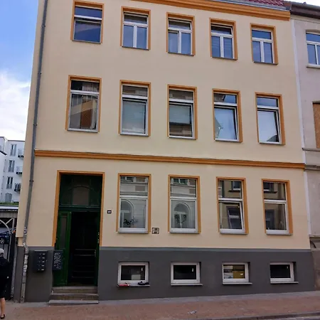 Familienappartement In Zentrum Schwerins Apartment *